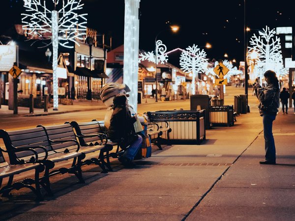 Perruque glueless prête à porter : l'élégance d'un look naturel